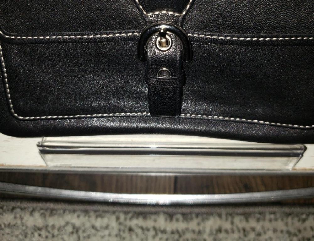 Coach Vintage Lambskin Wristlet - Picture 2 of 6